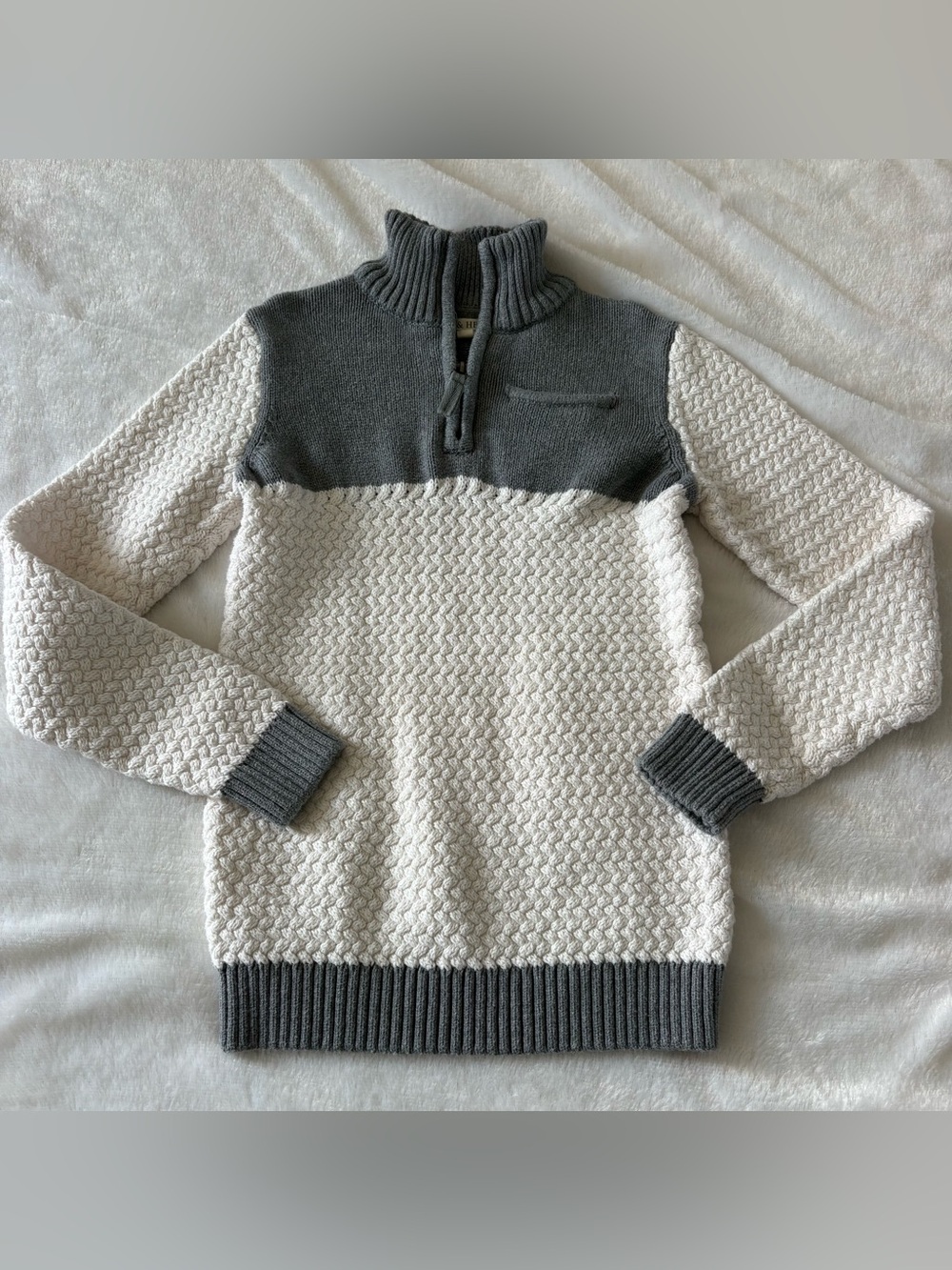 NWOT Boys 1/4 zip sweater